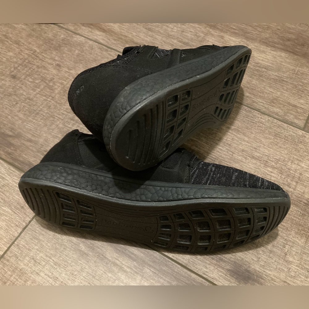 Bare traps women’s 6.5 slip on athletic shoes - Picture 2 of 5